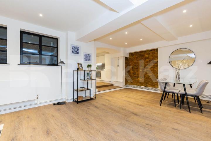  live/work studio apartment with loft style features in a modern private develop Springfield House lofts - Tyssen Street, Dalston